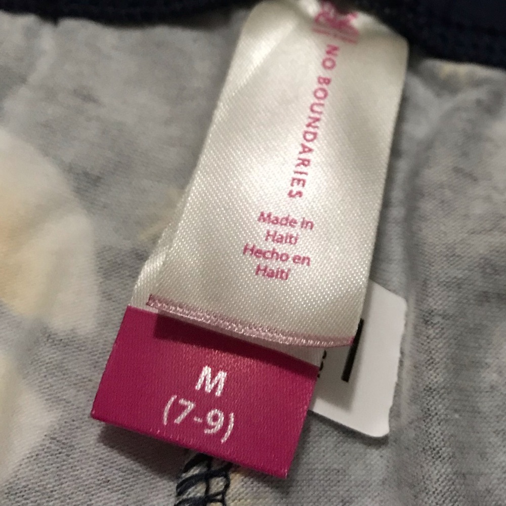 No Boundaries Halloween Ankle Leggings NWOT - Picture 5 of 5